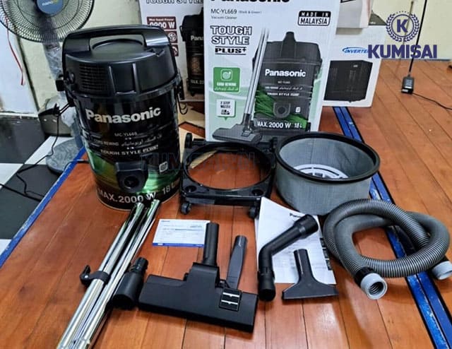 máy hút bụi công nghiệp 2000w Panasonic MC-YL669GN49