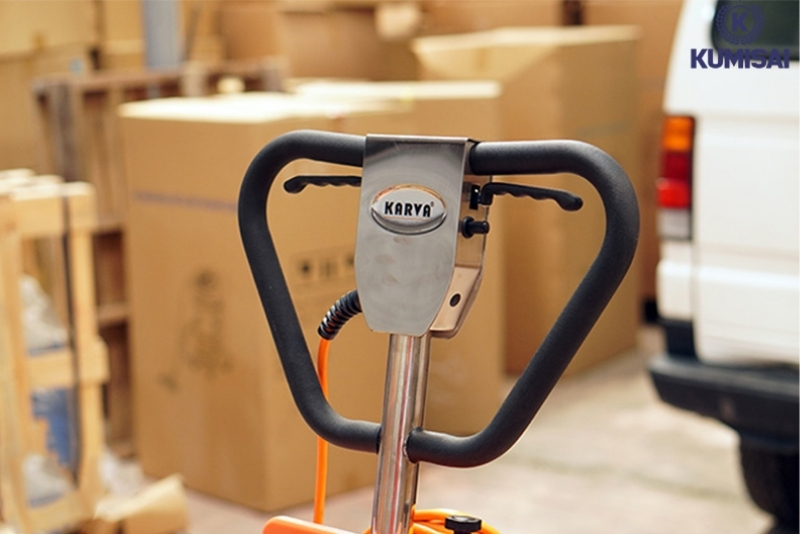 Tay cầm chắc chắn