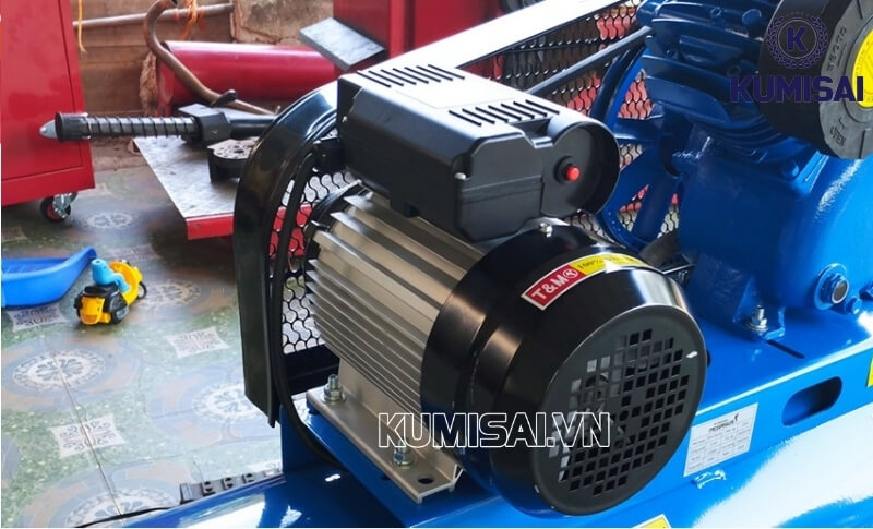 Công suất motor mạnh mẽ, cung cấp lượng khí lớn cho nhiều thiết bị