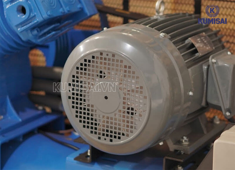 Động cơ 20HP hoạt động mạnh mẽ 