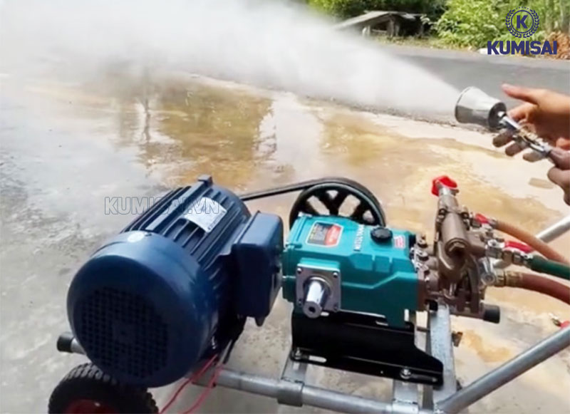 Máy rửa xe 0.5 ngựa phun xịt tiết kiệm nước và điện năng 