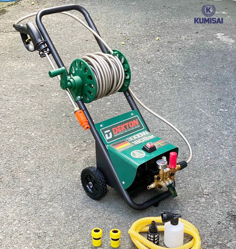Dekton 3000W - Rửa xe máy siêu sạch Đà Nẵng