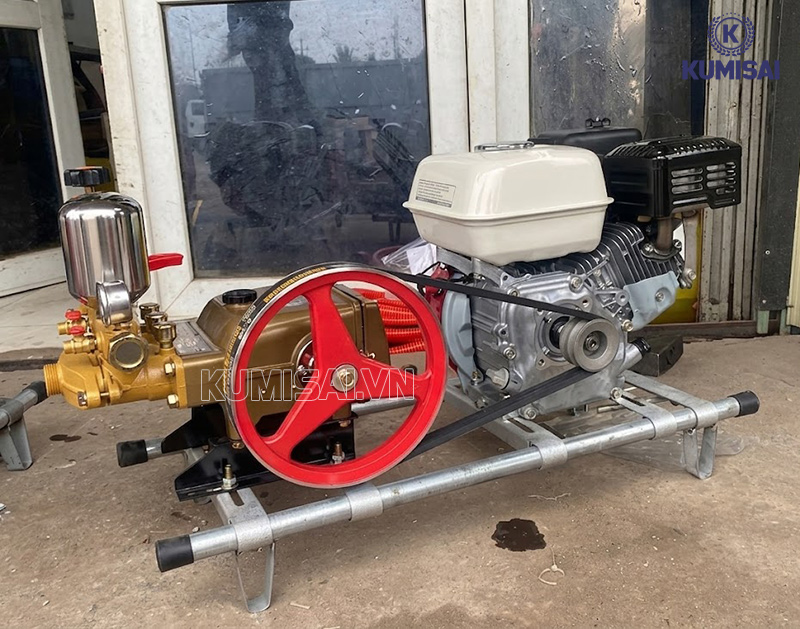 Máy rửa xe dây đai 6.5HP