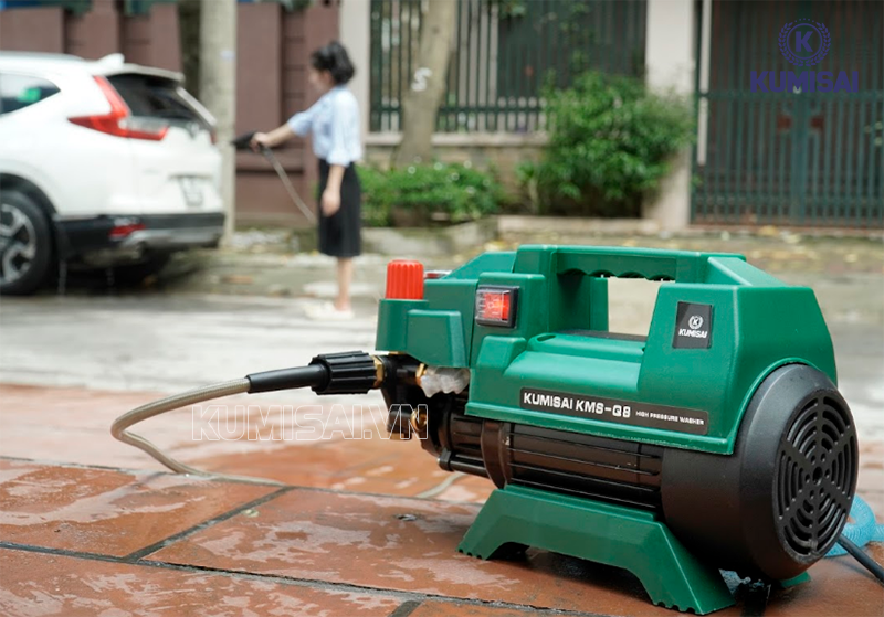 Máy rửa xe sử dụng mô tô không chổi than