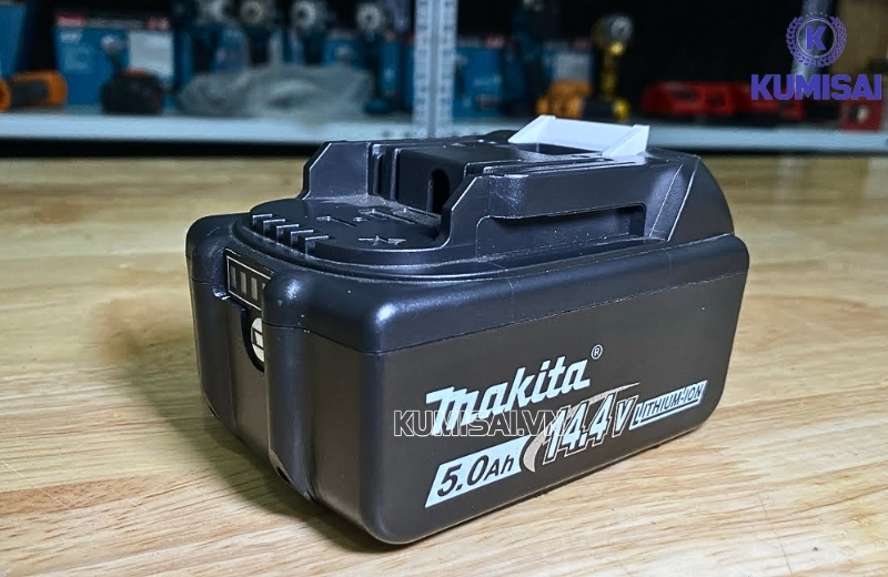 Máy sử dụng dòng pin cao cấp, duy trì năng lượng tốt