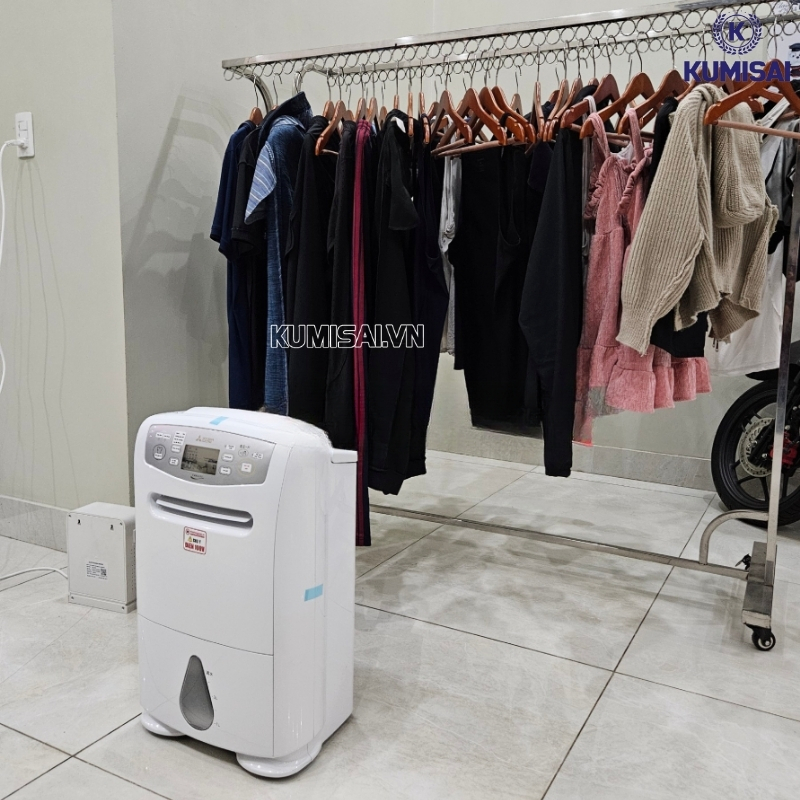 Một số dòng máy hút ẩm gia đình có chức năng sấy khô quần áo Một số dòng máy hút ẩm gia đình có chức năng sấy khô quần áo