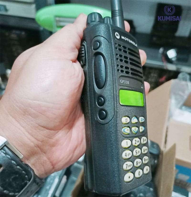 Motorola GP338 hoạt động hiệu quả trên 2 dải tần số 
