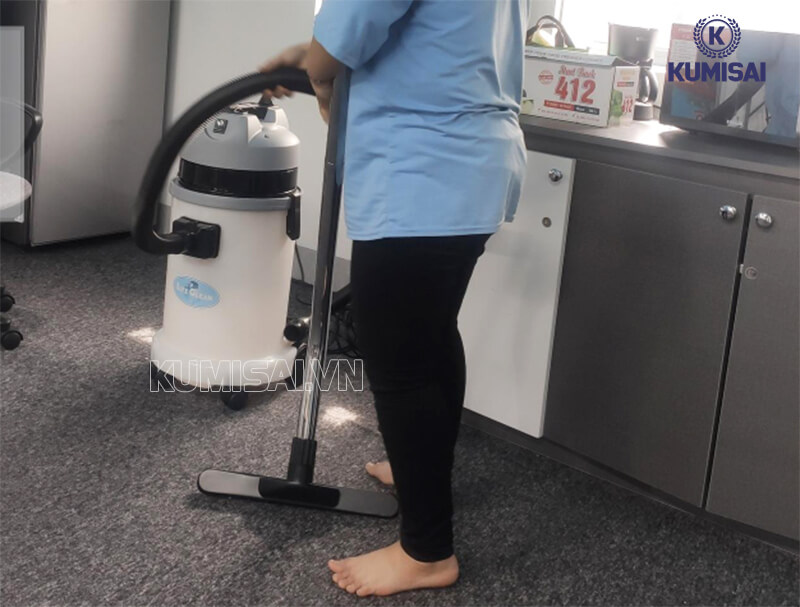 Mua máy hút bụi Lifeclean phù hợp với nhu cầu sử dụng