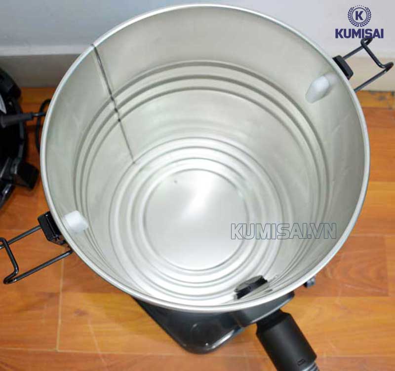Thùng chứa máy hút bụi công nghiệp nhà xưởng