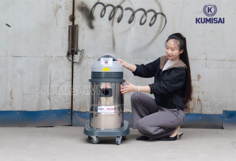 Máy hút bụi công nghiệp DQC - TECH 301H được phân phối tại Kumisai 