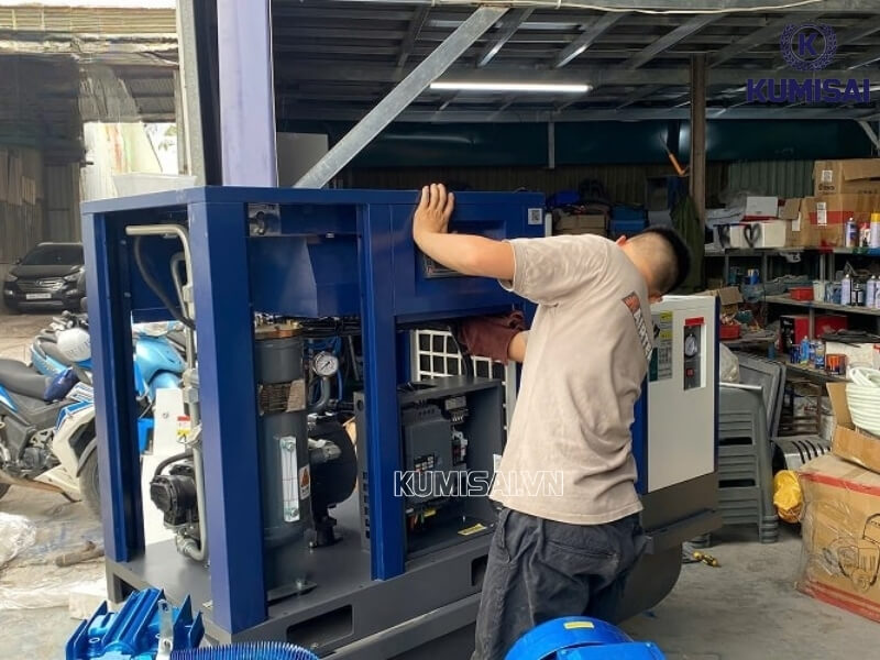 Giúp phát hiện sự cố và đảm bảo khí nén đầu ra đạt chuẩn