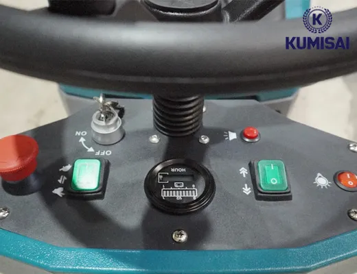 Máy chà sàn công nghiệp ngồi lái Kumisai KMS 90B - 4