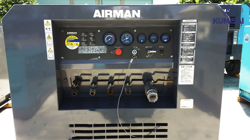 Bảng điều khiển máy nén khí Airman PDS390S hiện đại