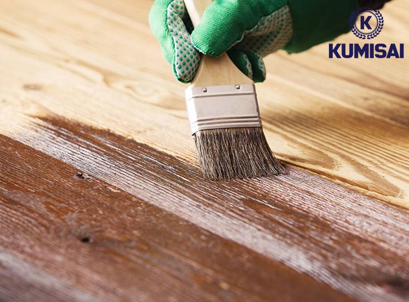 Sơn PU được sử dụng phổ biến trong việc làm bóng các bề mặt gỗ