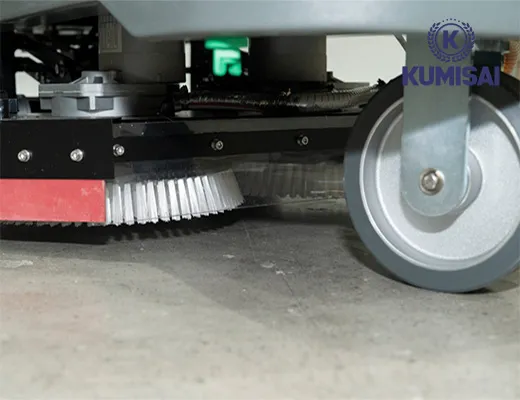 Máy chà sàn ngồi lái Kumisai KMS 85B - 10