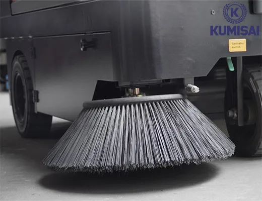 Xe quét rác ngồi lái Kumisai KMS 1350E - pin lithium - 2