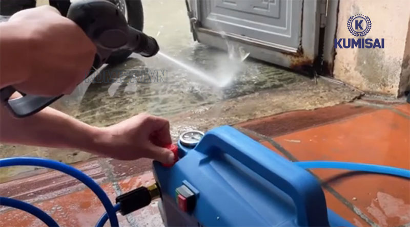  Cách sử dụng máy rửa xe Huyndai 