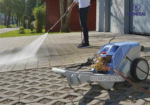 Hướng dẫn sử dụng máy rửa xe đúng cách