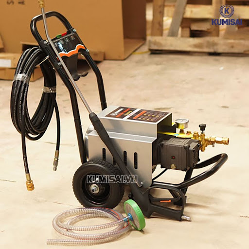 Máy xịt rửa xe công nghiệp Kumisai 80/2.2 Máy xịt rửa xe công nghiệp Kumisai 80/2.2