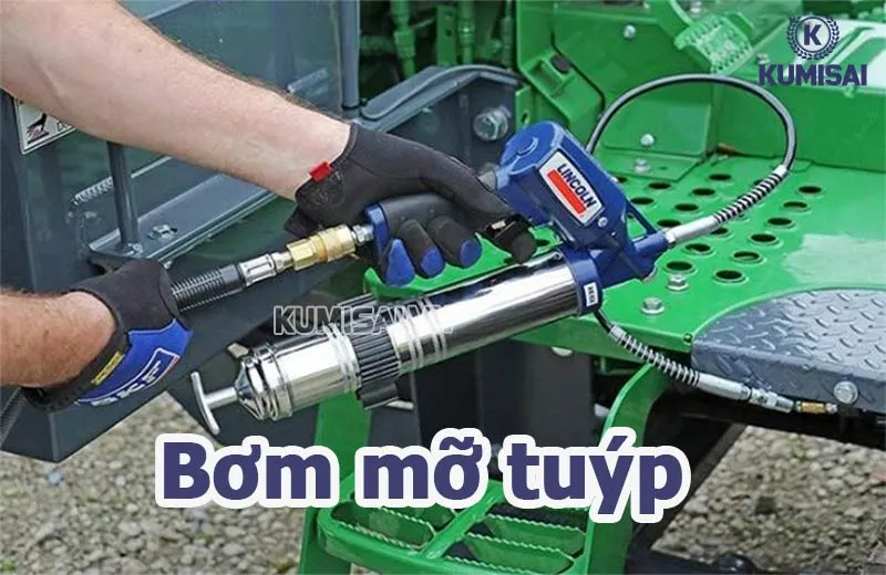 Bơm mỡ tuýp