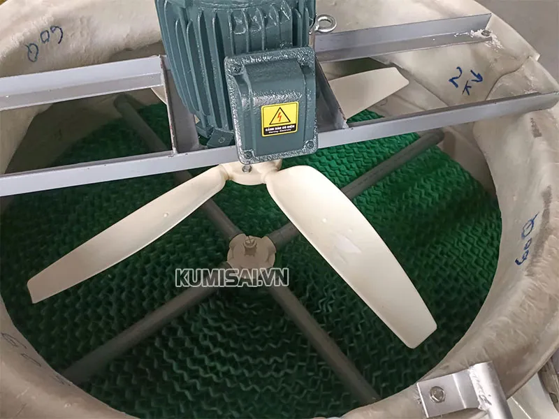 Motor và cánh quạt của tháp giải nhiệt Longzi