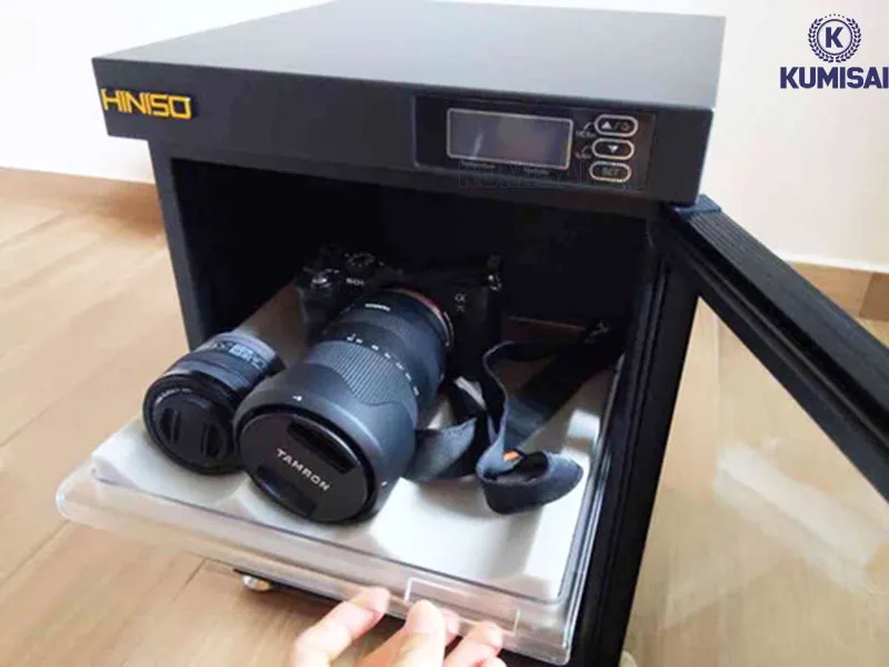 Tủ chống ẩm 10L có giá bán chỉ khoảng dưới 2 triệu đồng 