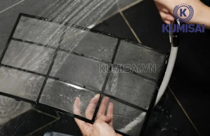 Bảo quản máy hút ẩm Kumisai KMS-240LD Bảo quản máy hút ẩm Kumisai KMS-240LD