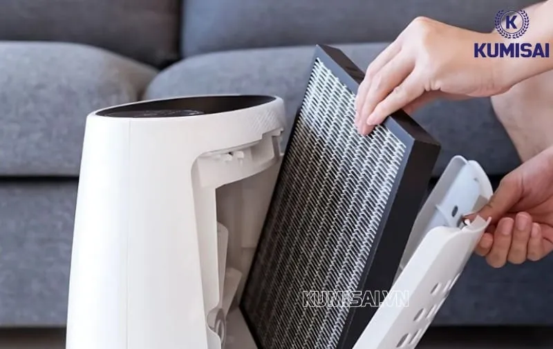 Cần vệ sinh màng lọc không khí thường xuyên