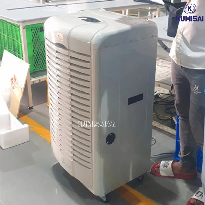 Máy hút ẩm công nghiệp 100 m² FujiE HM-690EB Máy hút ẩm công nghiệp 100 m² FujiE HM-690EB