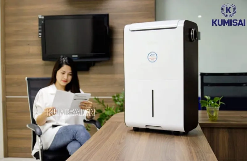 Máy hút ẩm 15L sử dụng cho các khu vực phòng nhỏ