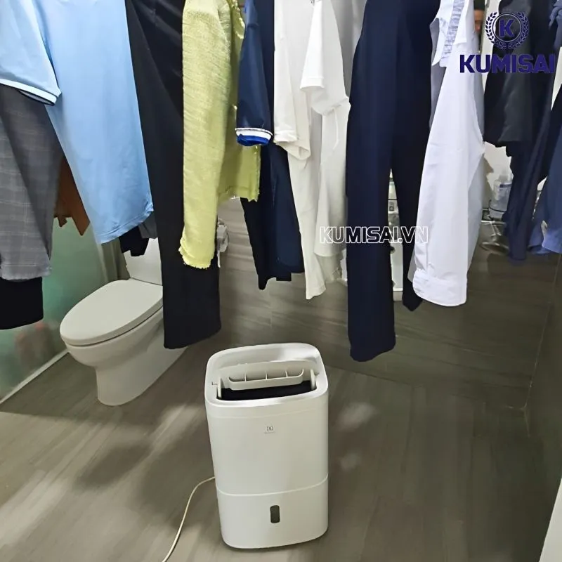 Máy hút ẩm tích hợp tính năng 3in1
