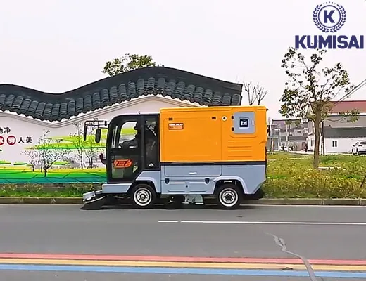 Xe quét rác ngồi lái Kumisai KMS 1800 - 5