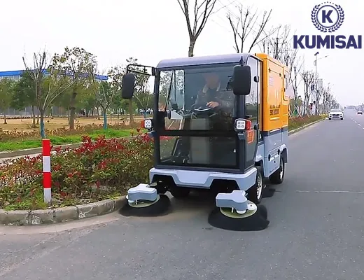 Xe quét rác ngồi lái Kumisai KMS 1800 - 6