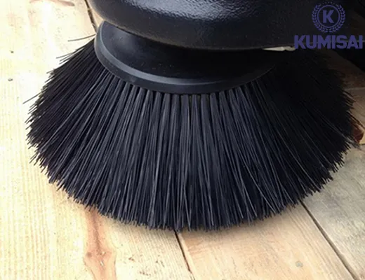 Xe quét rác công nghiệp ngồi lái Kumisai KMS-1800E - 4