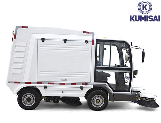 Xe quét rác công nghiệp ngồi lái Kumisai KMS-2000-L