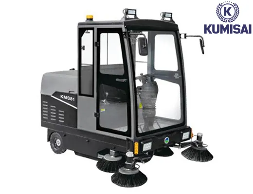 Xe quét đường ngồi lái Kumisai KMS-81
