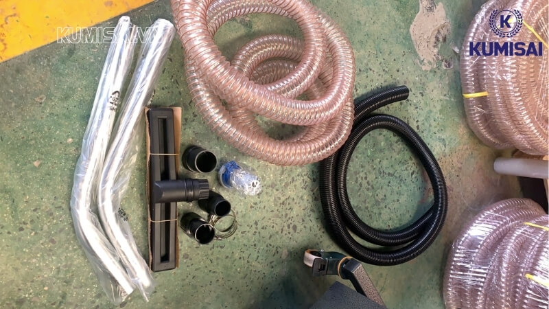 Sử dụng loại phụ kiện đầu hút phù hợp cho từng bề mặt vệ sinh