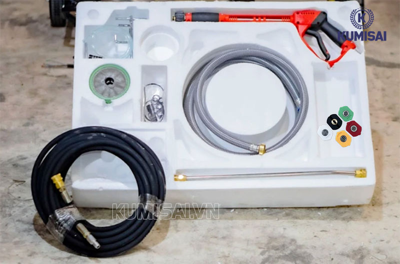 Bộ phụ kiện đi kèm máy rửa xe ô tô dầu Diesel LUTIAN 18D35-10A