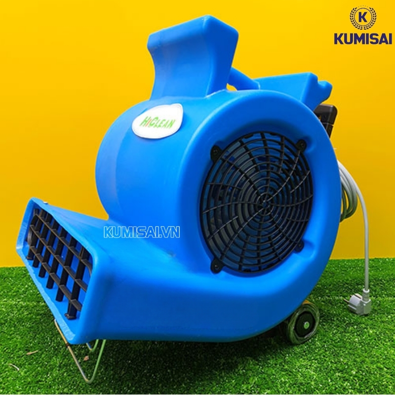 Quạt sở hữu công suất 1000W, tạo luồng gió mạnh, làm khô nhanh