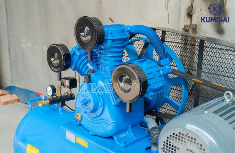 Máy nén khí piston cao áp trang bị hệ thống rơ le an toàn