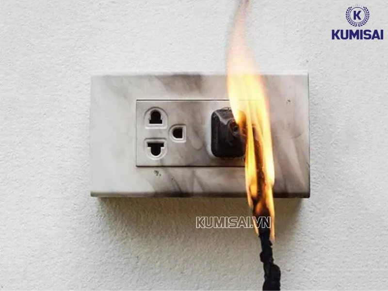 Rủi ro cháy nổ khi tự chế máy hút bụi