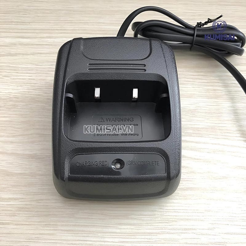 Sạc pin bộ đàm Baofeng 666-888-777