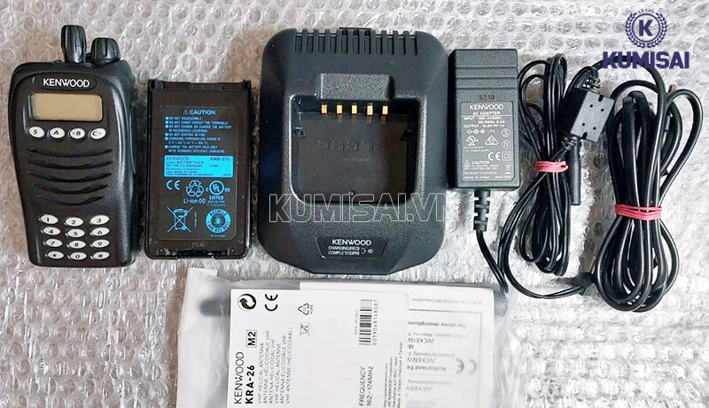 Trọn bộ sản phẩm máy bộ đàm Kenwood TK-3170