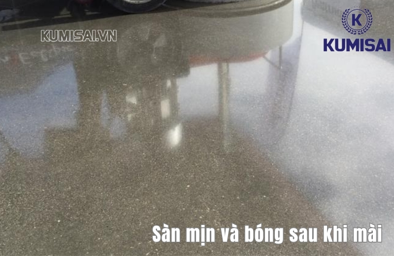 Sàn sau khi mài trở nên bóng và mịn, tăng tính thẩm mỹ Sàn sau khi mài trở nên bóng và mịn, tăng tính thẩm mỹ