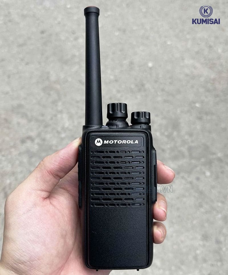 Motorola GP 1000 dễ cầm, dễ sử dụng
