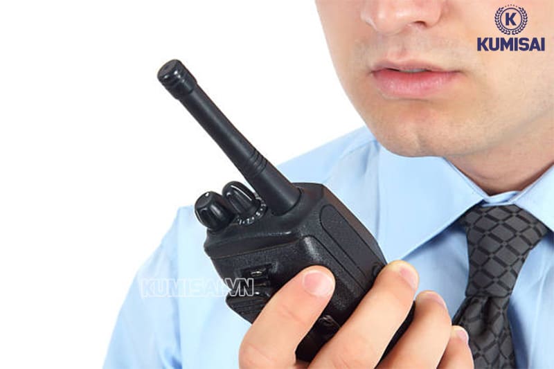 Lợi ích sử dụng bộ đàm cho nhân viên bảo vệ