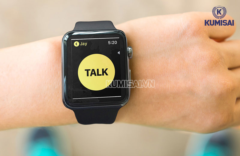 Các thao tác sử dụng bộ đàm trên Apple Watch đều đơn giản dễ học