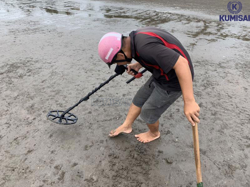 Kỹ năng của người sử dụng máy dò kim loại ảnh hưởng đến khả năng dò vàng 