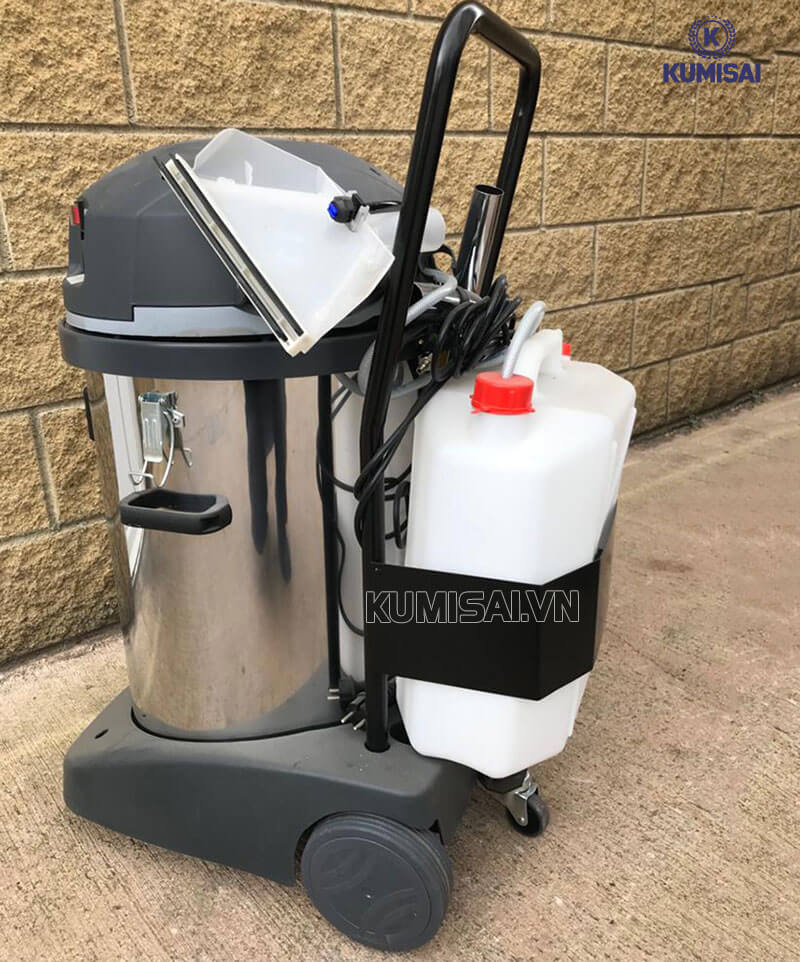 Sử dụng máy phun hút giặt thảm Lavor SOLARIS IF đúng cách 