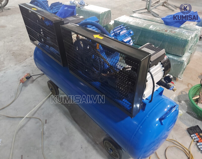 Tích hợp nhiều chi tiết tiện dụng cho quá trình sử dụng máy 